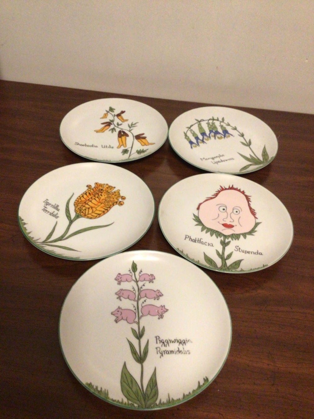 Nonsense Collection Taste setter by Sigma In Japan Whimsical salad plates